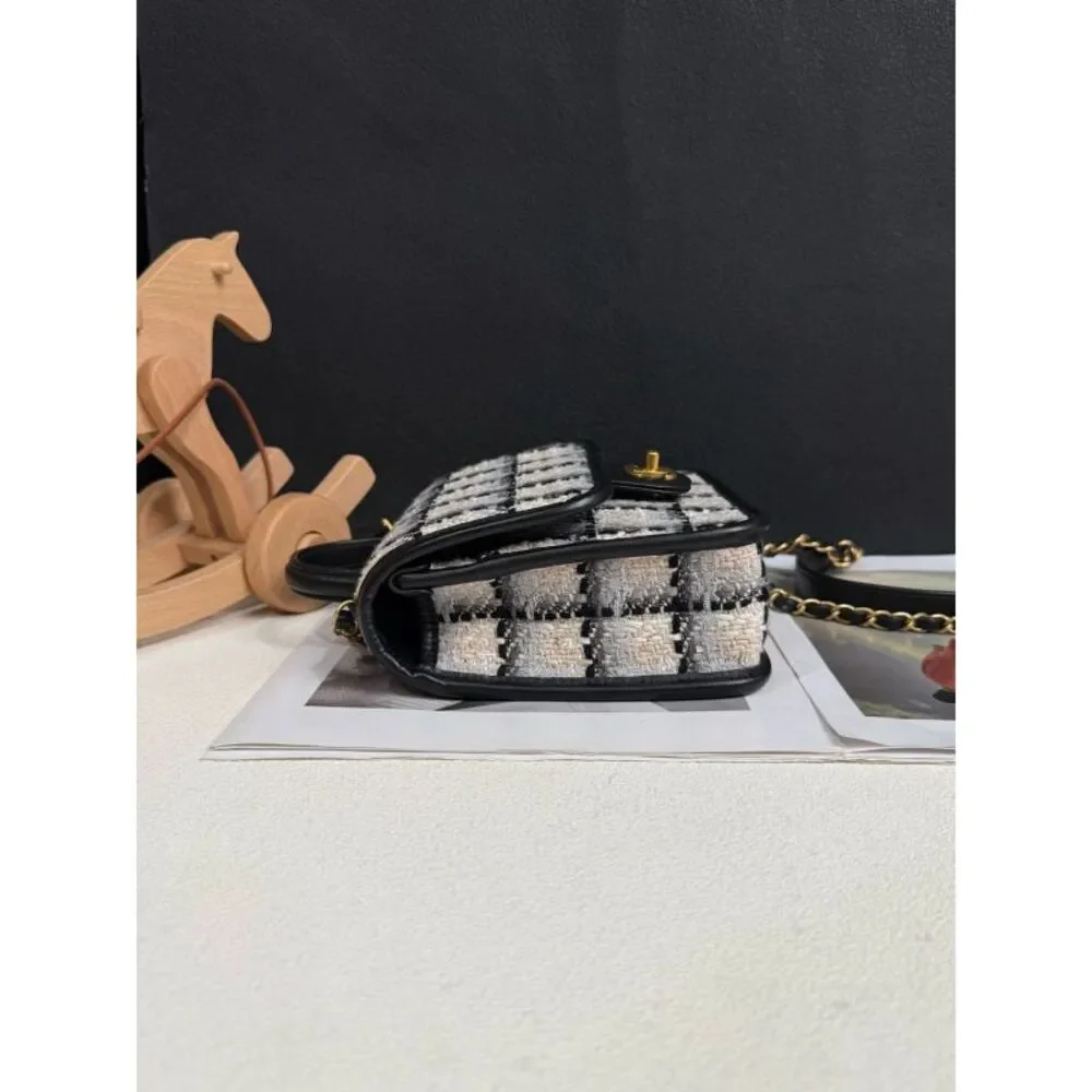 Chanel Women Pre-Loved Bag Very Good Condition